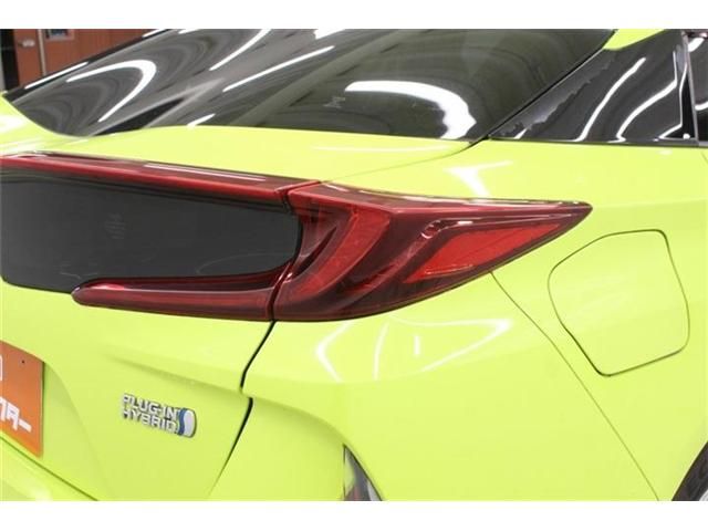 PRIUS PHV