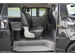 REGIUSACE 2WD van