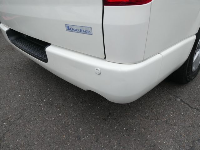 HIACE COMMUTER