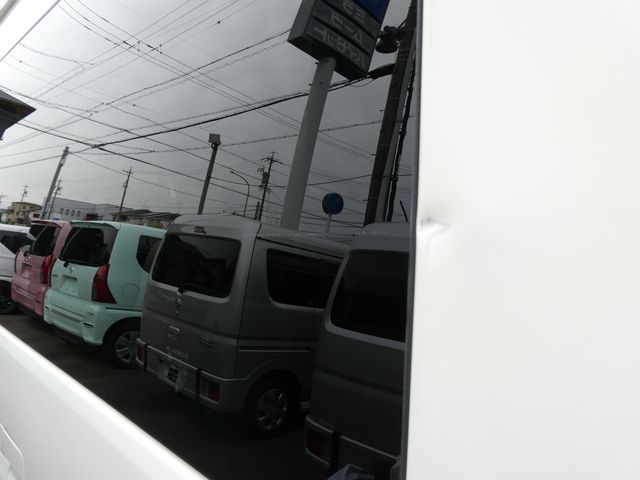HIACE COMMUTER