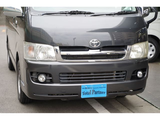 HIACE van 2WD