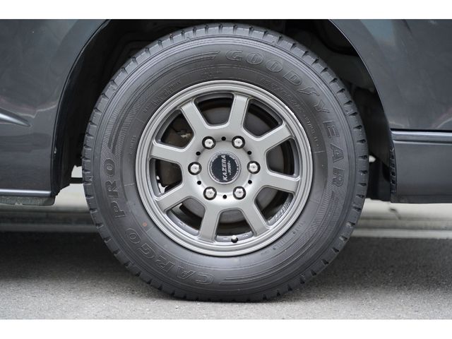 HIACE van 2WD