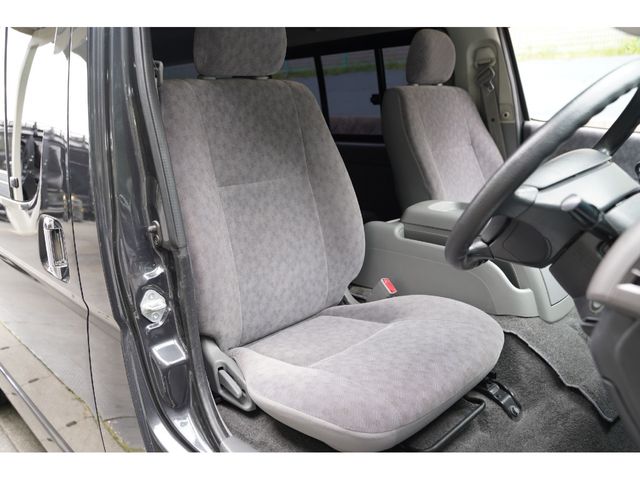 HIACE van 2WD