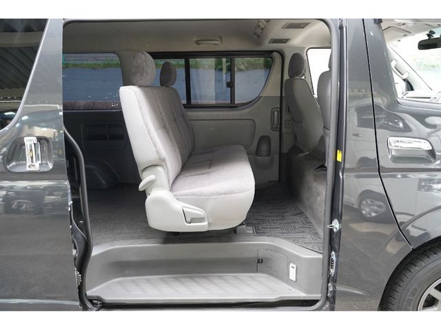 HIACE van 2WD