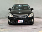 CROWN sedan