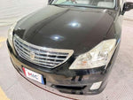 CROWN sedan