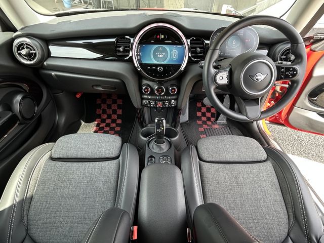 MINI COOPER