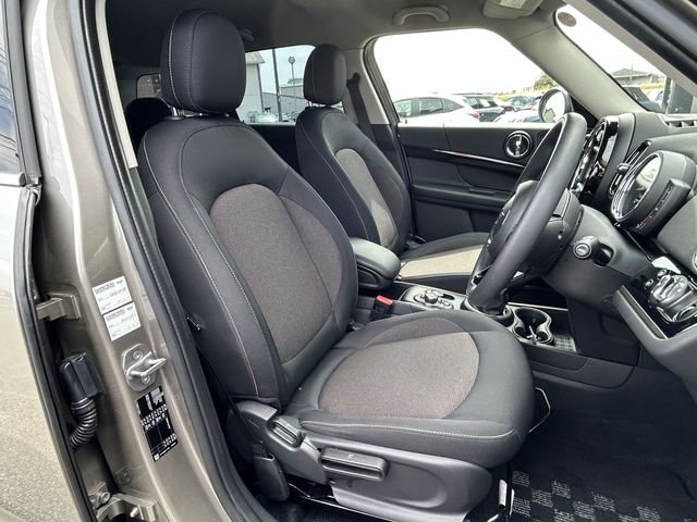 BMW MINI COOPER D CROSSOVER
