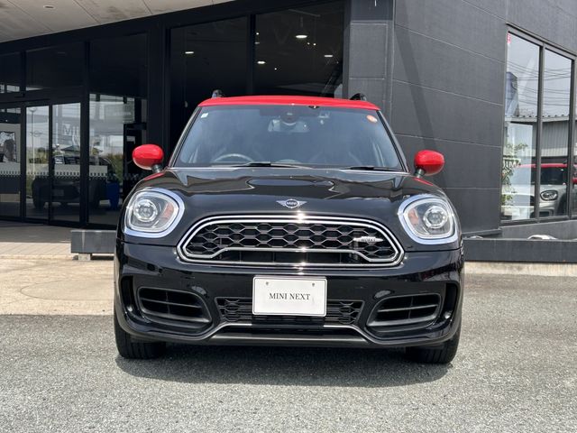 MINI CROSSOVER