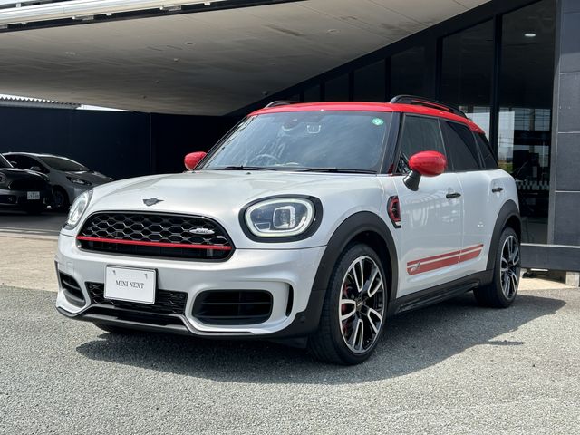 MINI CROSSOVER