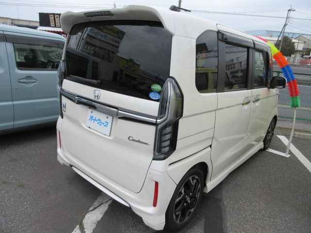 N BOX CUSTOM