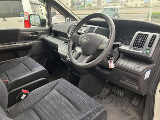 STEPWAGON 4WD