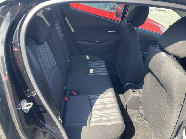 MAZDA2