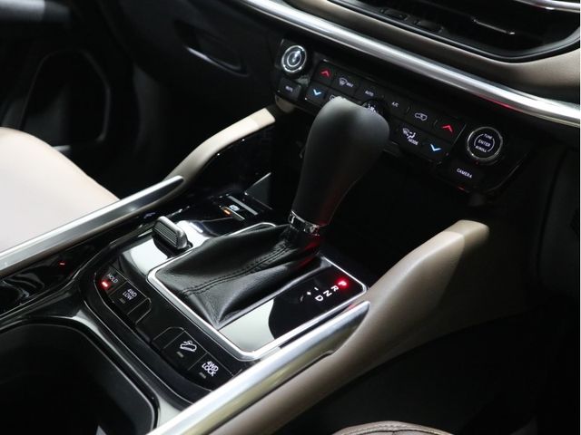 JEEP COMMANDER