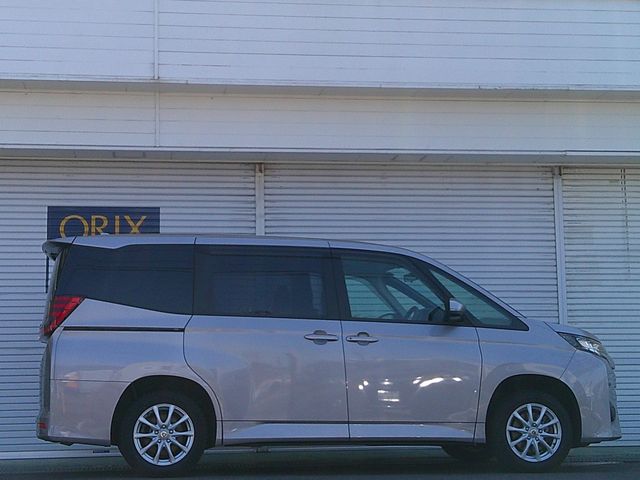 NOAH 4WD