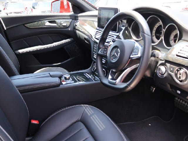 MERCEDES BENZ CLS class