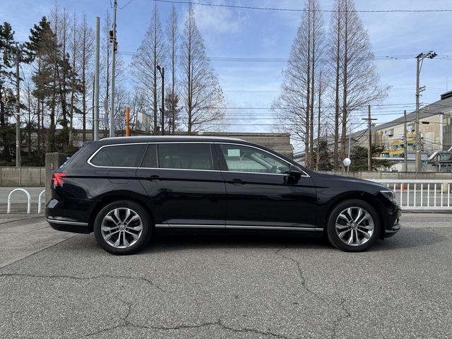 VOLKSWAGEN PASSAT VARIANT