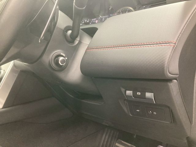 ROVER DISCOVERY SPORTS