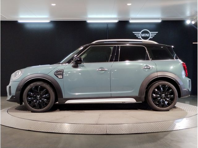 MINI COOPER D CROSSOVER