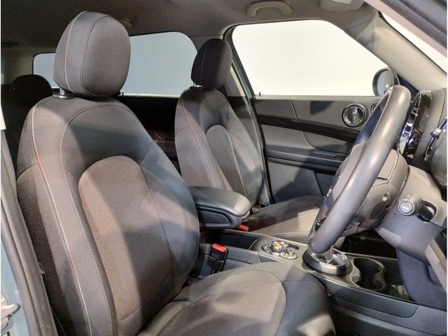 MINI COOPER D CROSSOVER