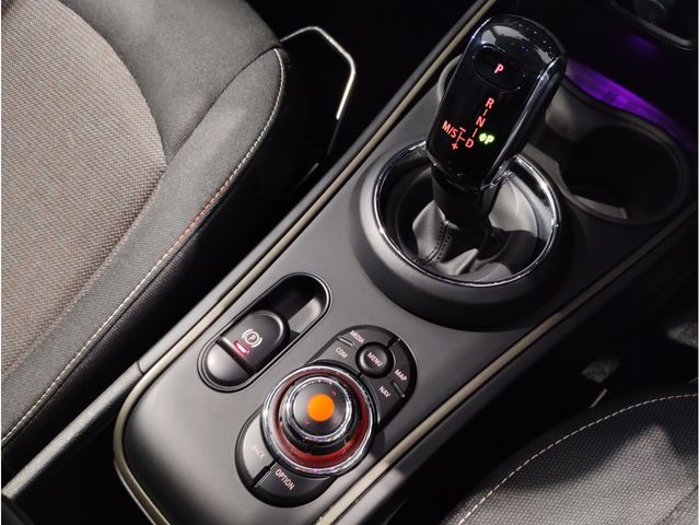 MINI COOPER D CROSSOVER