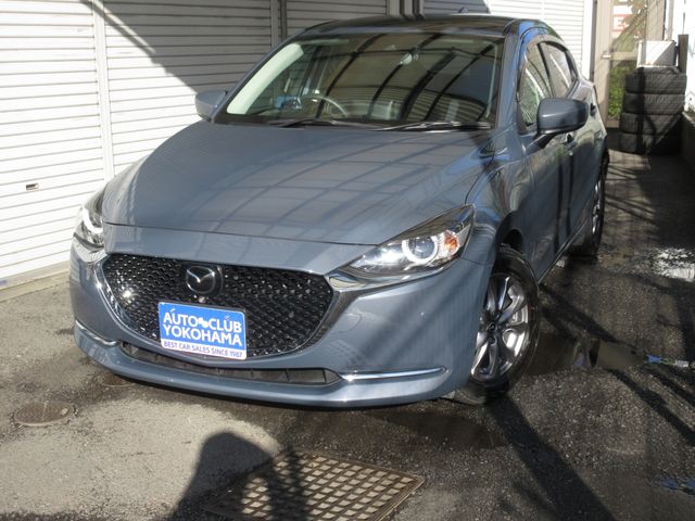 MAZDA2