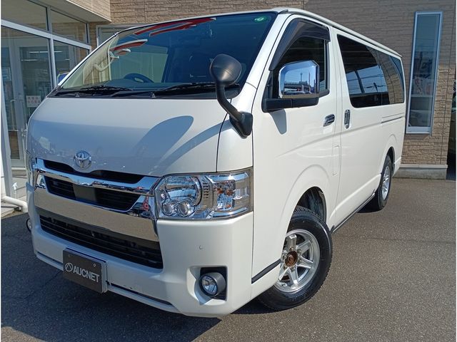 HIACE van 4WD