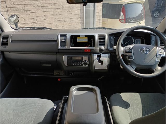 HIACE van 4WD