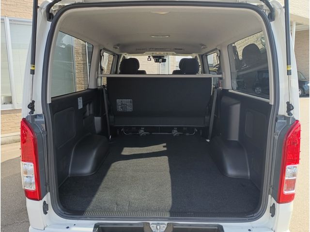 HIACE van 4WD
