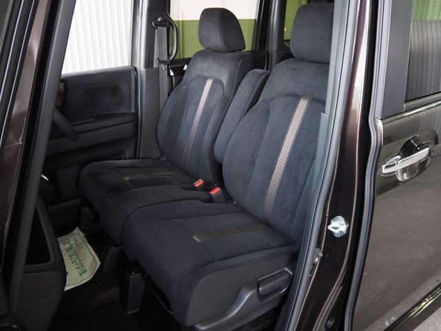 N-BOX CUSTOM