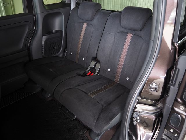 N-BOX CUSTOM