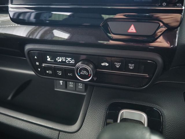 N-BOX CUSTOM