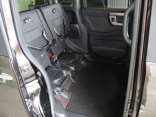 N-BOX CUSTOM