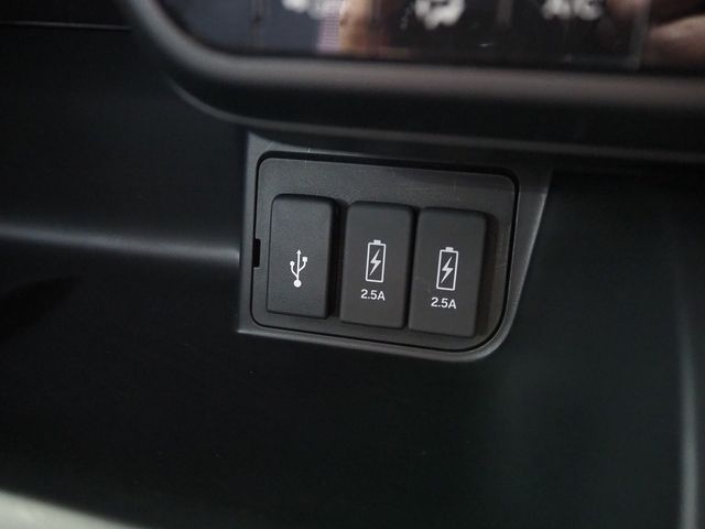N-BOX CUSTOM