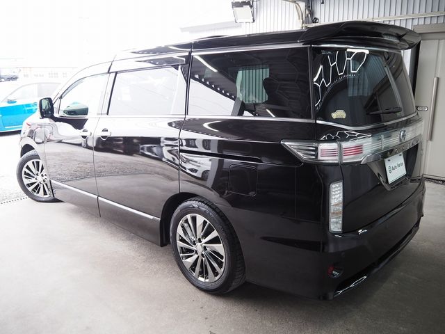 ELGRAND  4WD