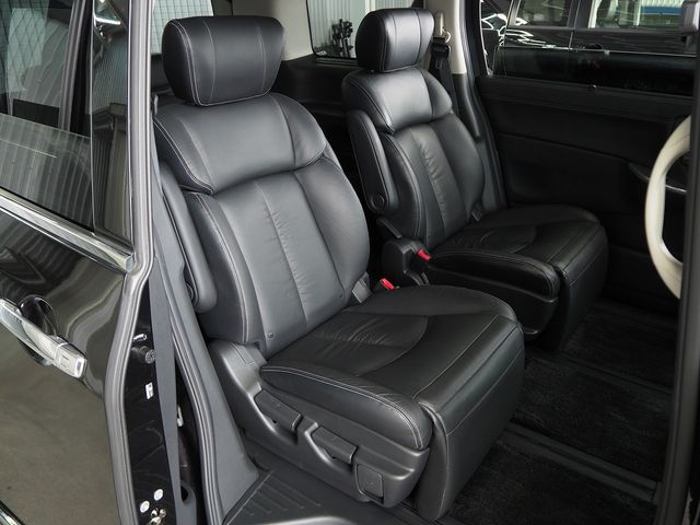 ELGRAND  4WD