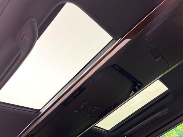 VELLFIRE HYBRID