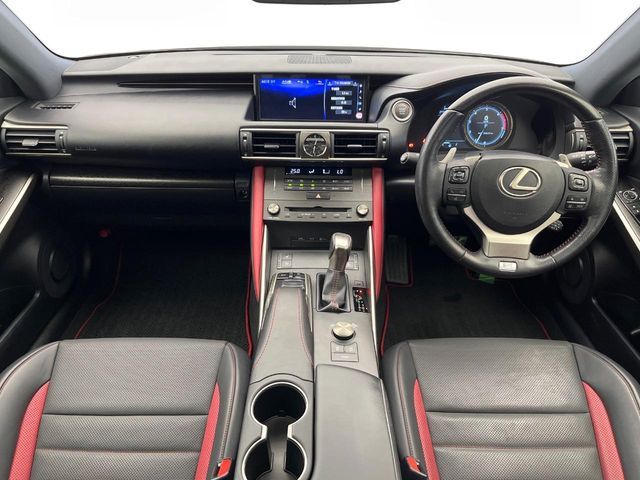 LEXUS IS300