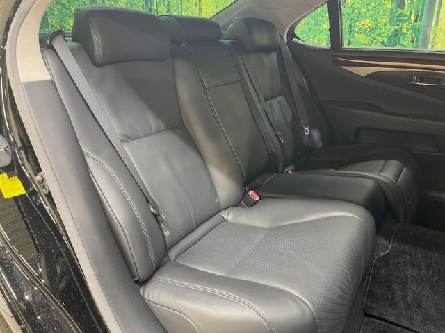 LEXUS LS460L