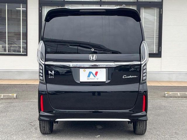 N BOX CUSTOM