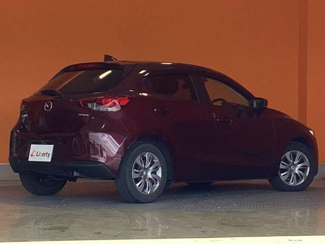 MAZDA2