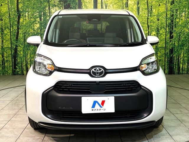 SIENTA HYBRID