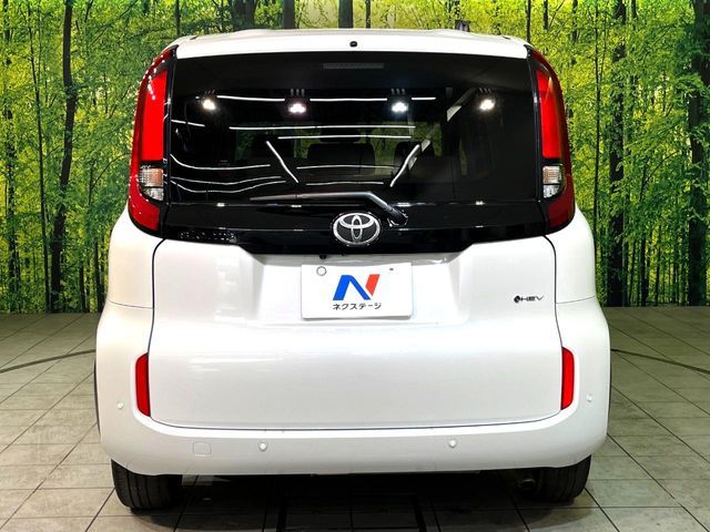 SIENTA HYBRID