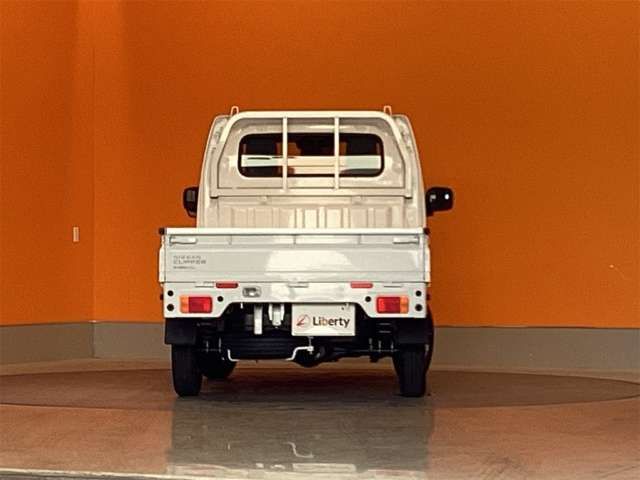 CLIPPER truck