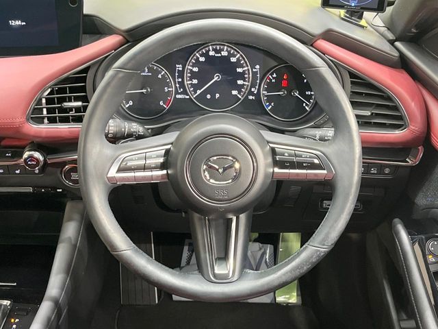 MAZDA3 FASTBACK