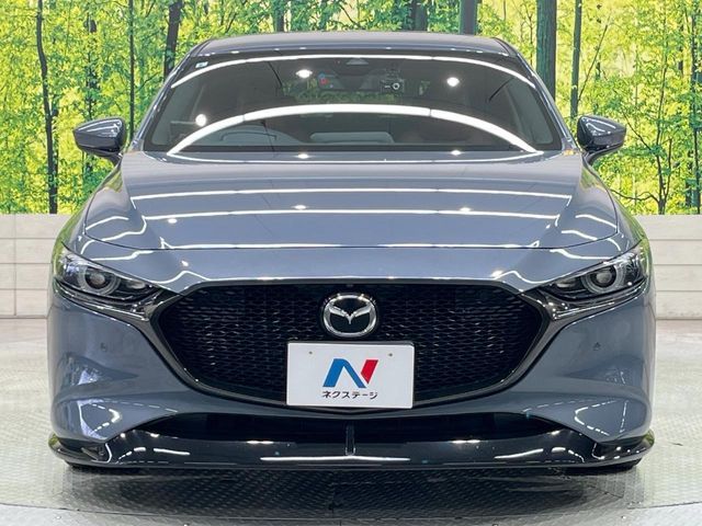 MAZDA3 FASTBACK