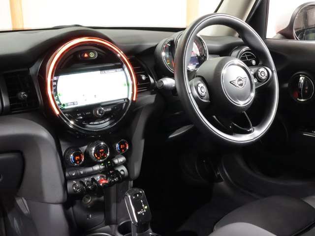 MINI COOPER 5DOOR
