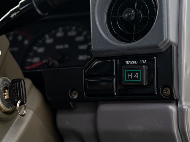LANDCRUISER van