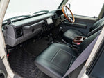 LANDCRUISER van