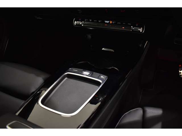 MERCEDES BENZ CLA class